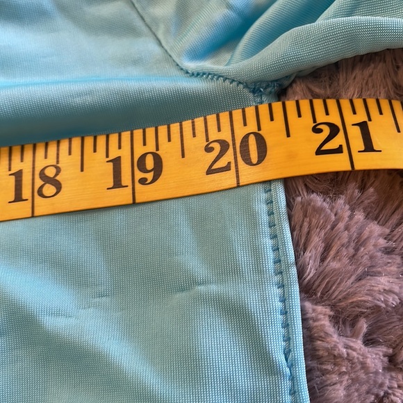 NWOT Silky Blue Mesh Yoke Cold Shoulder Top with Lace Trim & Split Hem, Size 2x - Picture 6 of 6